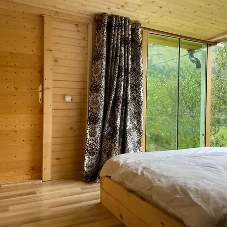 Bujtina2 3* فالبني