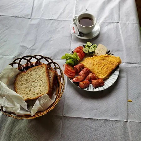 Bujtina2 *