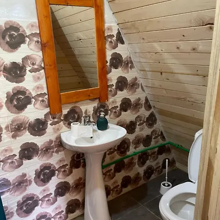 Bujtina2 Гостевой дом Валбона