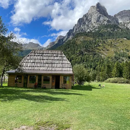 Гостевой дом Bujtina2 3*