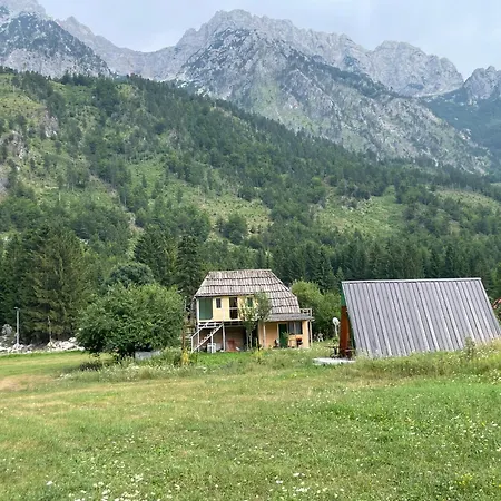 Bujtina2 Guest house Valbone