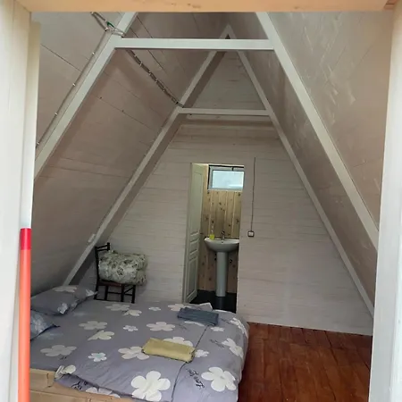 Bujtina2 Гостевой дом Валбона